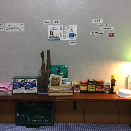 Backpackers In Jeju City Center Экстерьер фото