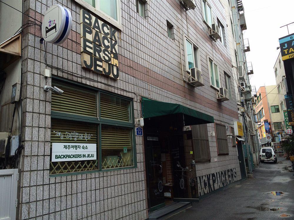 Backpackers In Jeju City Center Экстерьер фото
