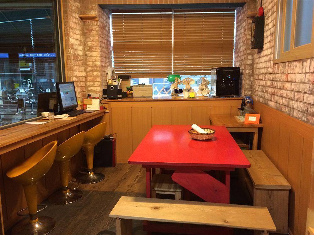 Backpackers In Jeju City Center Экстерьер фото