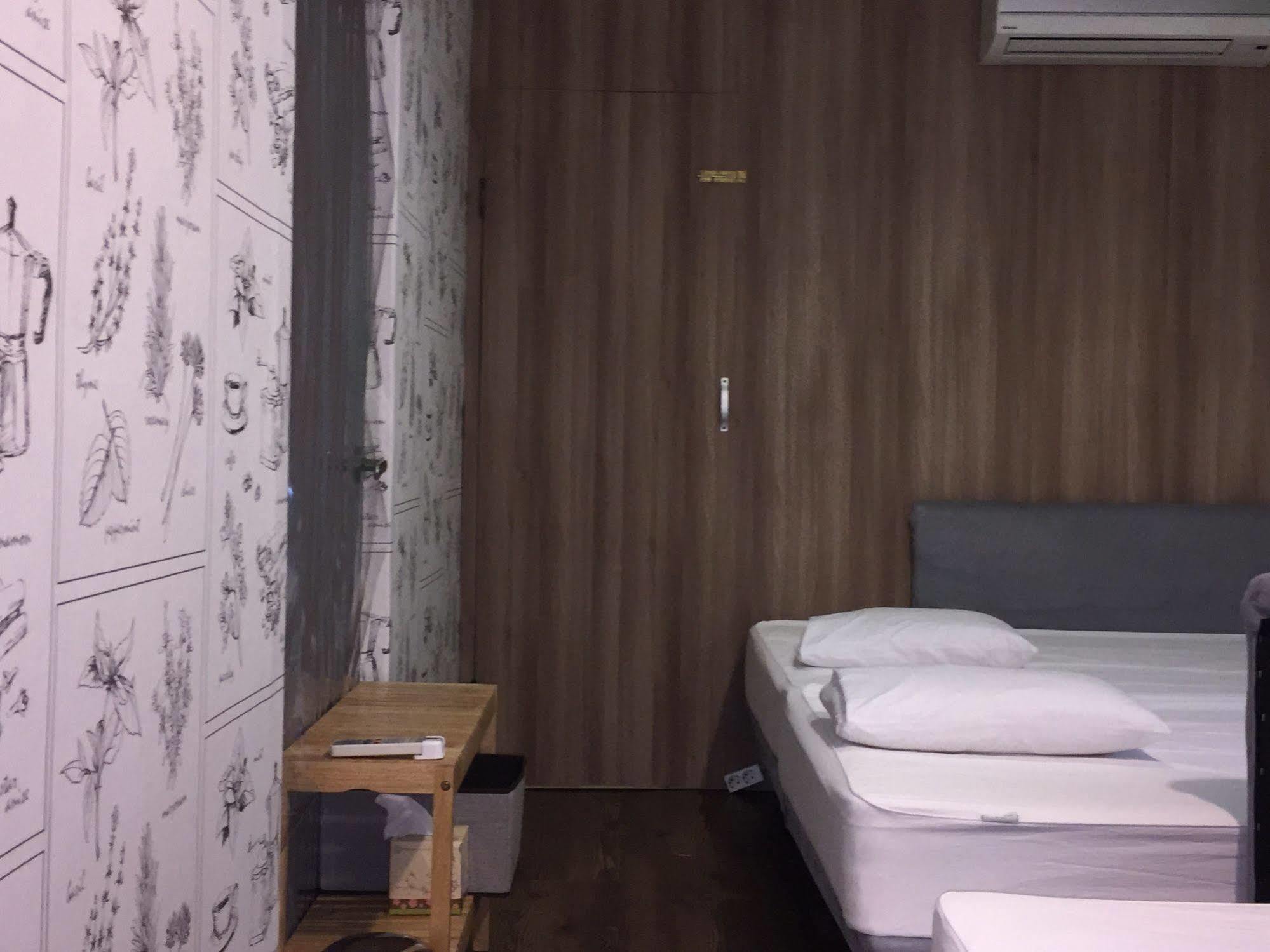 Backpackers In Jeju City Center Экстерьер фото